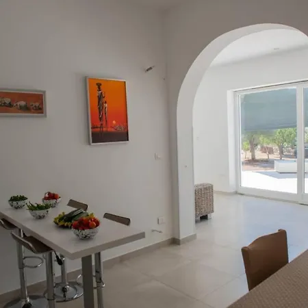 Trullo Mammazia Διαμέρισμα Carovigno